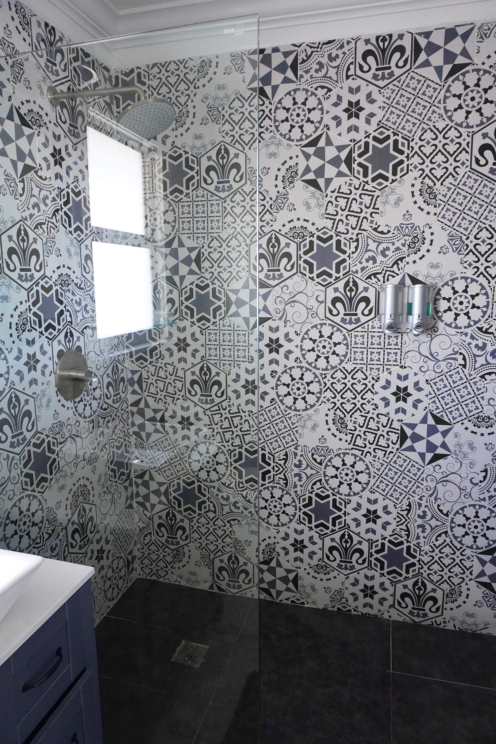 Indigo-House_bath-1_1600